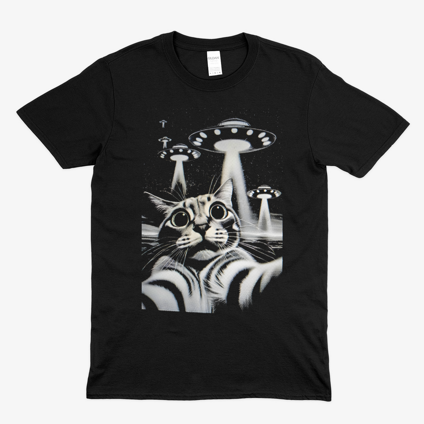 Cat selfie UFO - Soft Unisex T-Shirt