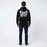 Hoodie på model bagfra