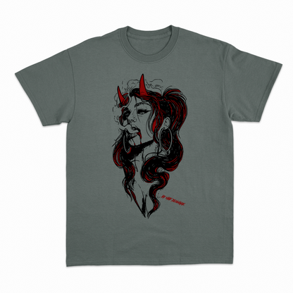 Hellish woman 2 - Heavier fabric T-Shirt